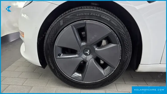 TESLA MODEL 3 LONG RANGE AWD