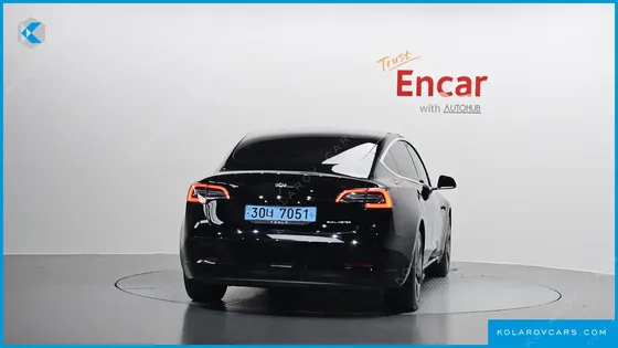 TESLA MODEL 3 LONG RANGE AWD