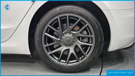 TESLA MODEL 3 LONG RANGE AWD