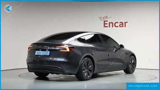 TESLA MODEL 3 RWD
