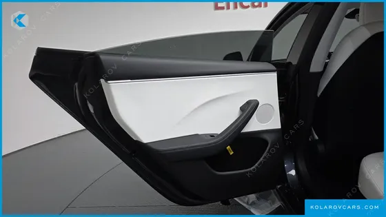 TESLA MODEL 3 RWD