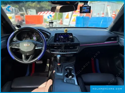 CADILLAC CT4 2.0 SPORT