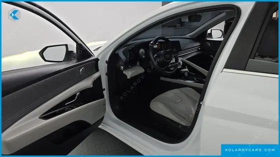 HYUNDAI ELANTRA (AVANTE) 1.6
