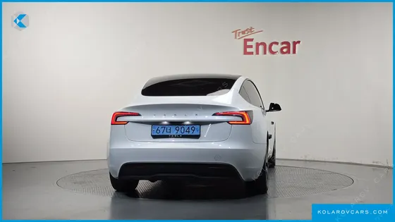 TESLA MODEL 3 RWD