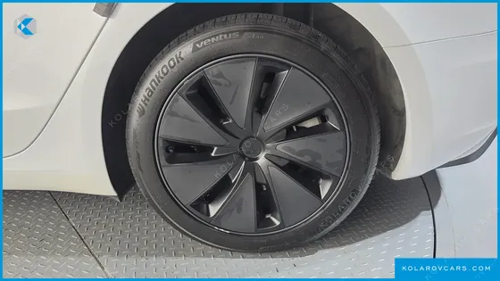 TESLA MODEL 3 RWD