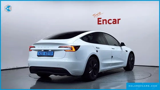 TESLA MODEL 3 RWD