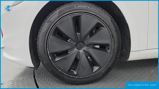 TESLA MODEL 3 RWD