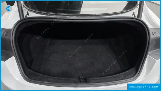 TESLA MODEL 3 RWD