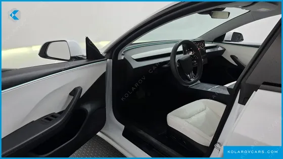 TESLA MODEL 3 RWD