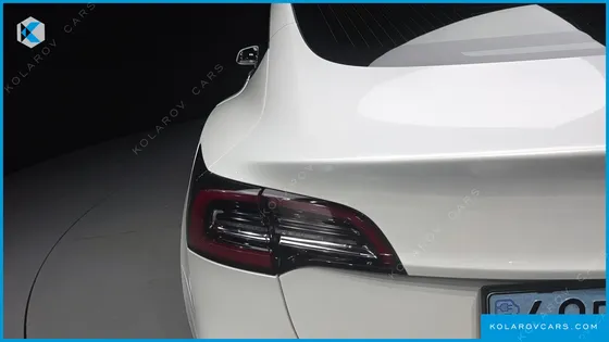 TESLA MODEL 3 STANDARD RANGE PLUE RWD