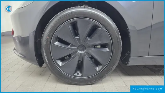 TESLA MODEL 3 RWD