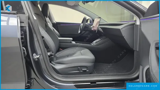 TESLA MODEL 3 RWD