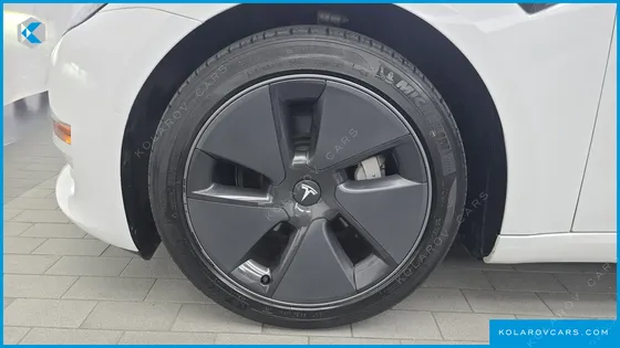 TESLA MODEL 3 LONG RANGE AWD