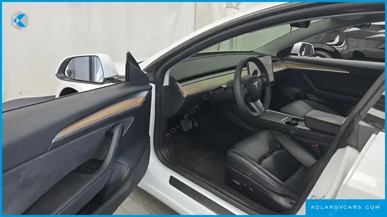 TESLA MODEL 3 LONG RANGE AWD
