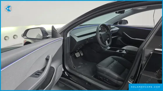 TESLA MODEL 3 RWD