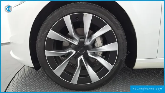 TESLA MODEL 3 LONG RANGE AWD