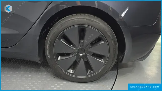 TESLA MODEL 3 RWD