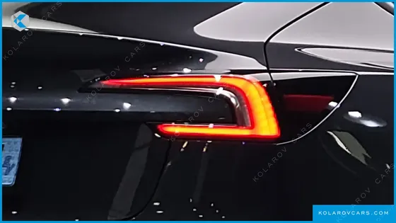 TESLA MODEL 3 RWD