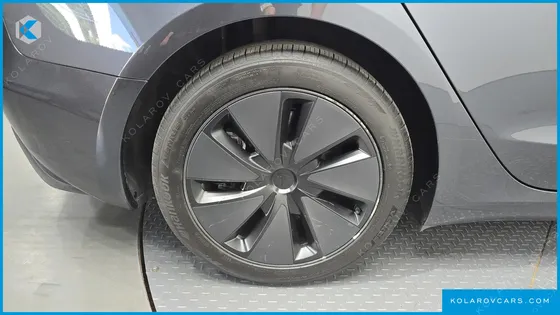 TESLA MODEL 3 RWD