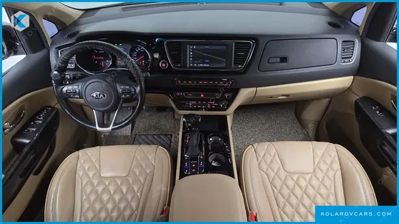 KIA CARNIVAL 9-SEATER HI-LIMOUSINE