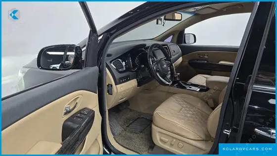 KIA CARNIVAL 9-SEATER HI-LIMOUSINE