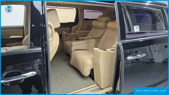 KIA CARNIVAL 9-SEATER HI-LIMOUSINE