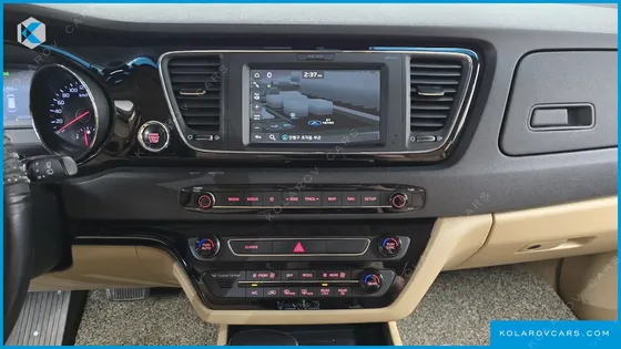 KIA CARNIVAL 9-SEATER HI-LIMOUSINE