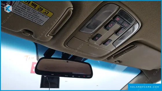 KIA CARNIVAL 9-SEATER NOBLESSE SPECIAL