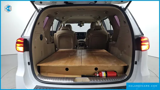 KIA CARNIVAL 9-SEATER NOBLESSE SPECIAL