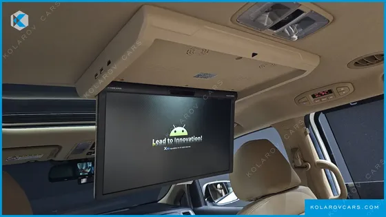 KIA CARNIVAL 7-SEATER LIMOUSINE