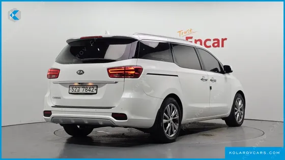 KIA CARNIVAL GASOLINE 9-SEATER NOBLESSE SPECIAL