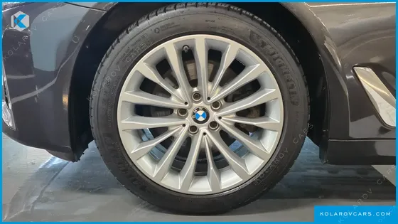 BMW 5 SERIES 520I LUXURY