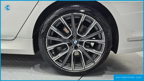 BMW 7 SERIES 740LI XDRIVE M SPORT PACKAGE