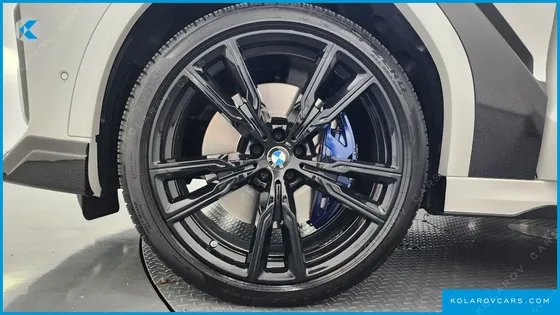 BMW X6 M50I