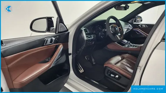 BMW X6 M50I