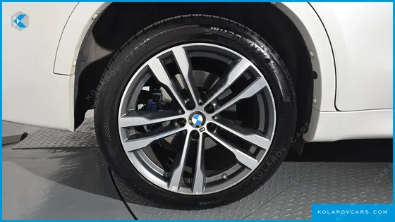 BMW X6 M50D