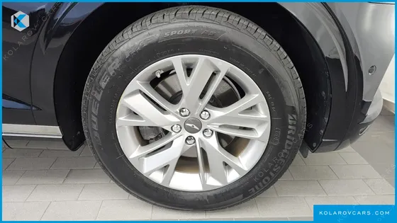 GENESIS GV70 2.5T GASOLINE 2WD