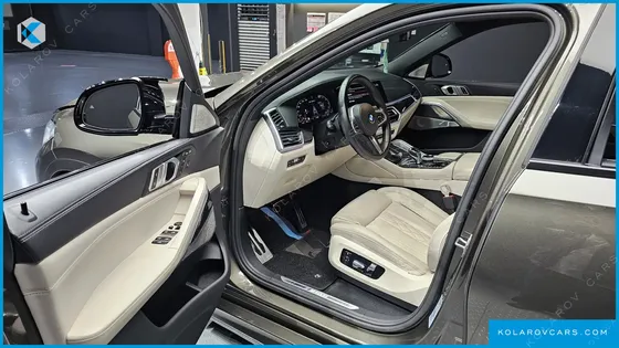 BMW X6 M50I