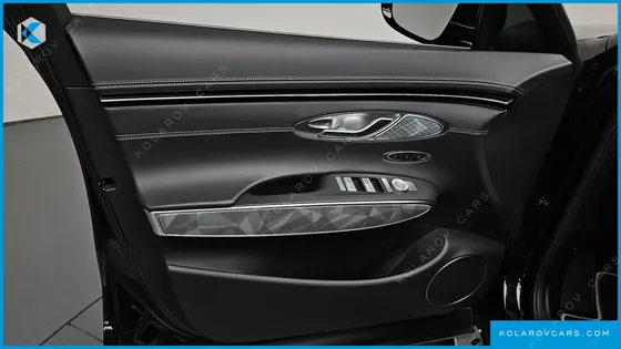 GENESIS GV70 2.5T GASOLINE 2WD