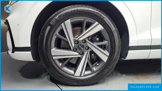 GENESIS GV70 2.5T GASOLINE 2WD