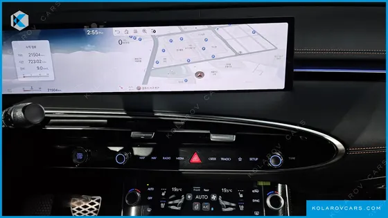 GENESIS GV70 2.5T GASOLINE 2WD