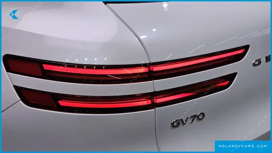 GENESIS GV70 2.5T GASOLINE 2WD