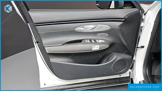 GENESIS GV70 2.5T GASOLINE 2WD