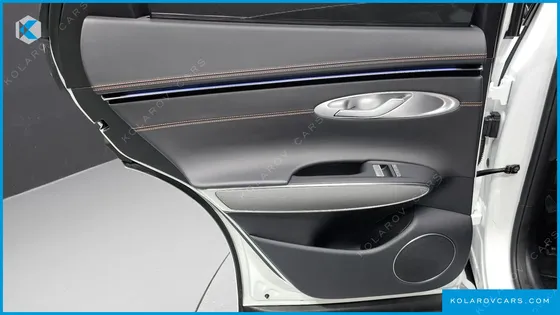 GENESIS GV70 2.5T GASOLINE 2WD