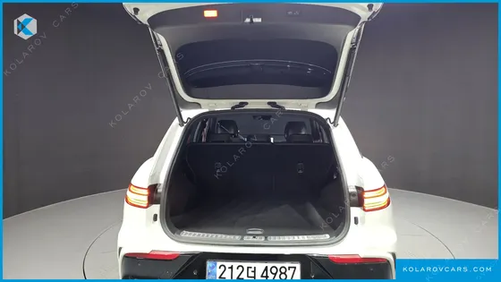 GENESIS GV70 2.5T GASOLINE 2WD