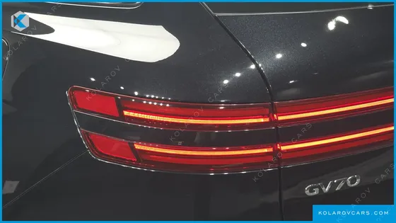 GENESIS GV70 2.5T GASOLINE 2WD