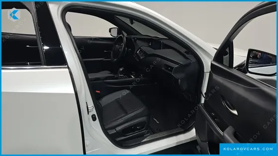LEXUS UX 2WD