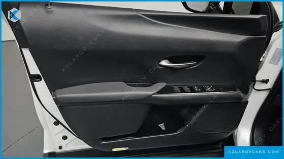 LEXUS UX 2WD