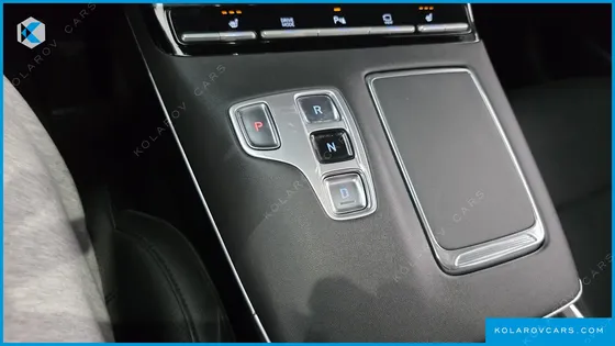 HYUNDAI GRANDEUR 3.0 LPI RENT CAR