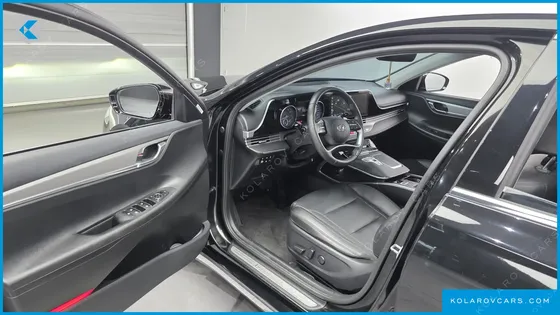 HYUNDAI GRANDEUR 3.0 LPI RENT CAR